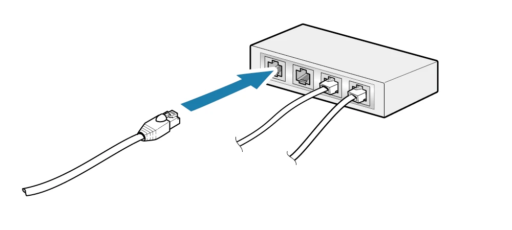 Cắm đầu cáp mạng vào cổng trống trên hub hoặc router