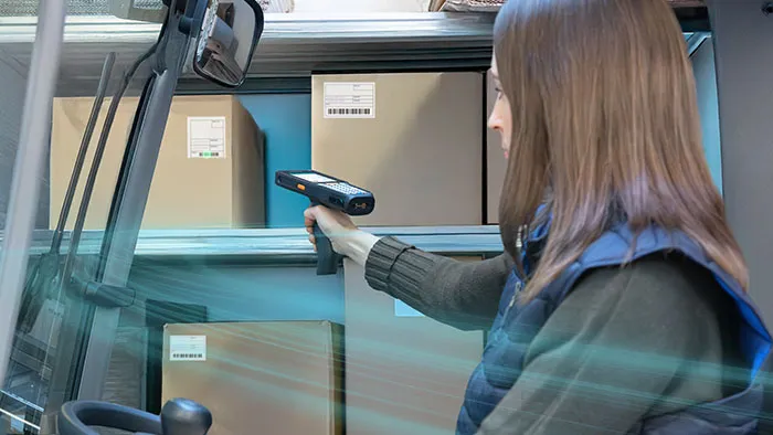 Datalogic Skorpio X45 — dùng trên xe nâng